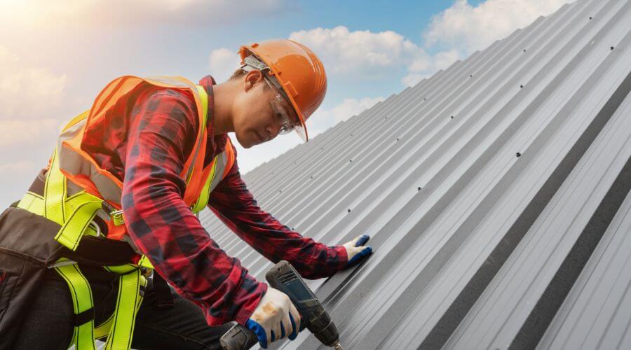 Expert new roof installation services in Alvin, IL
